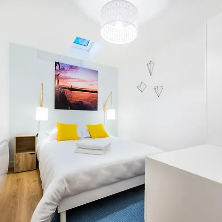 Lägenhet Gare / 2 / Appartistic Machines De L Ile / Wifi Fibre *