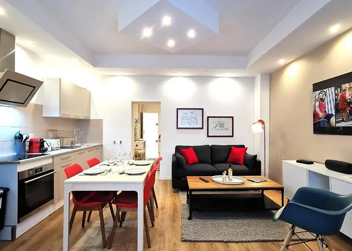 Gare / 2 / Appartistic Machines De L Ile / Wifi Fibre *